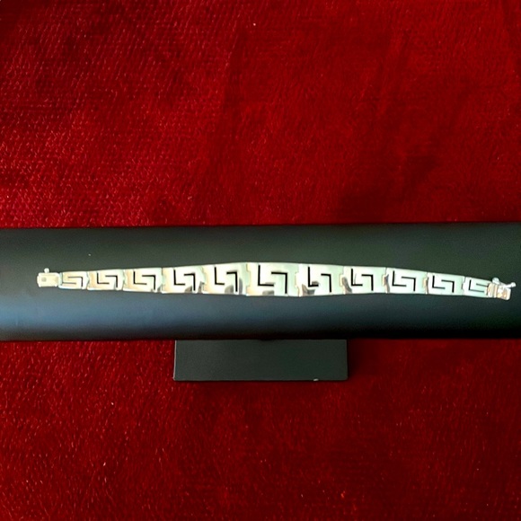 Silver bracelet NWOT